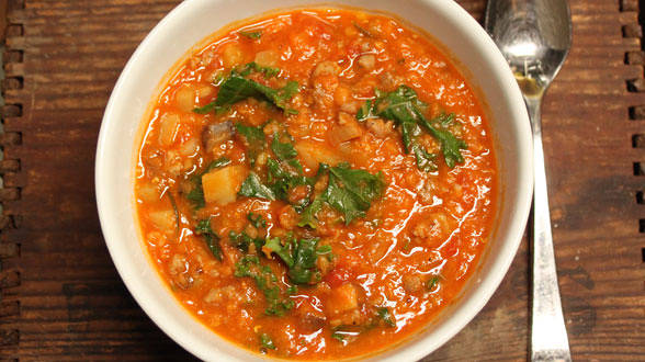 Hungarian Hot Sausage and Lentil Stoup