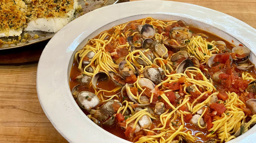 Simple Seafood Lover's Supper:  Spaghetti or Linguini with Red Clam Sauce
