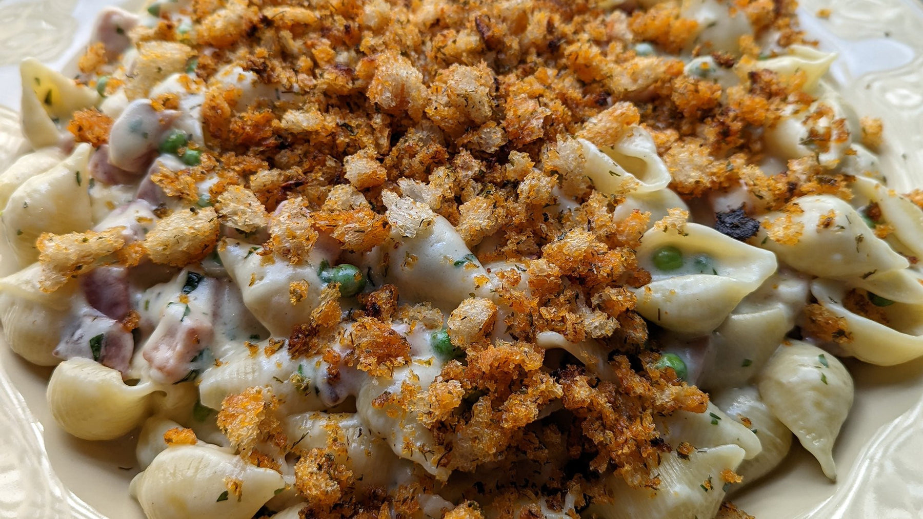 Mac 'n' Swiss with Ham, Peas and Deviled Breadcrumbs | Casserole Recipe