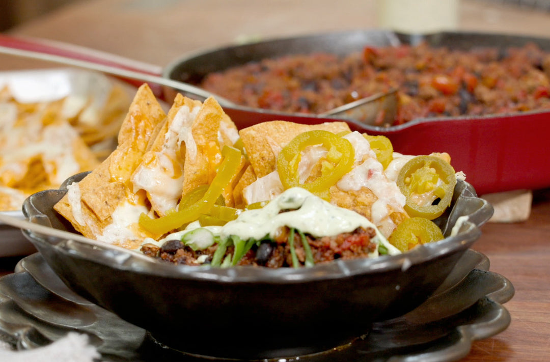 Beef 'n' Black Bean Chili with Cheesy Chips to Dip Rachael Ray