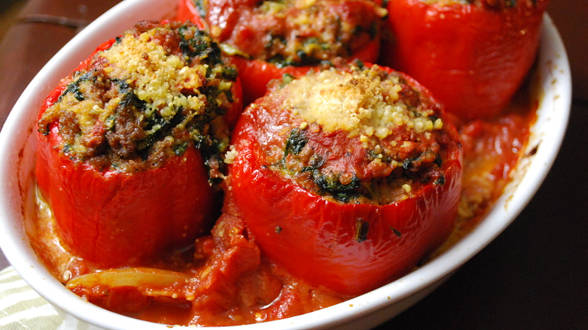 Meatball-Stuffed Peppers with Spinach and Garlic