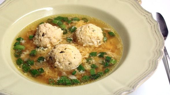 Italian Egg Drop Soup with Mini Chicken Meatballs