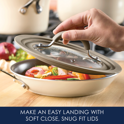 Small Universal Silicone-Rimmed Glass Lid, 6-8.5