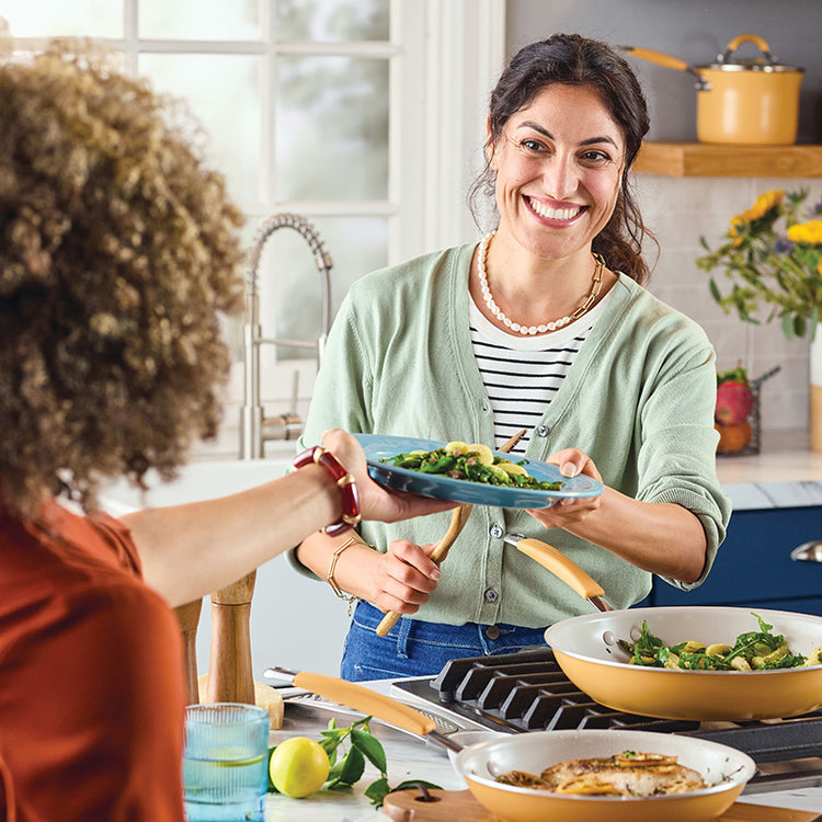 Love to Cook? Love to Share? 
Let’s Make It Count.